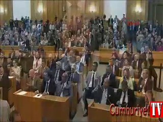 Kılıçdaroğlu: Rıza Sarraf'ın heykelinin önünde yatan bir Güler heykeli olmalı