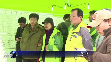 مئة قتيل في غرق العبارة الكورية الجنوبية والبحث متواصل عن الجثث