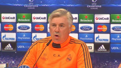 Carlo Ancelotti siente la destitución de David Moyes