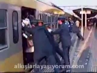 Japon Metrosu İttiricileri