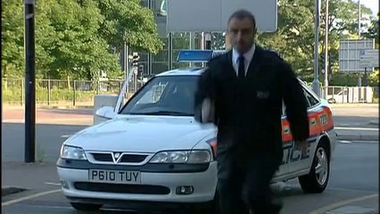 The Bill S15E63 Look again