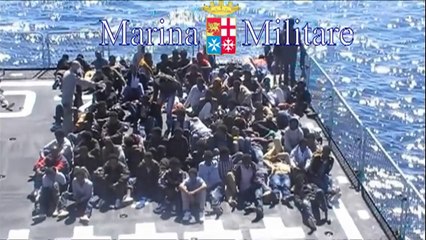 Italy rescues 1,000 migrants amid anger over op costs
