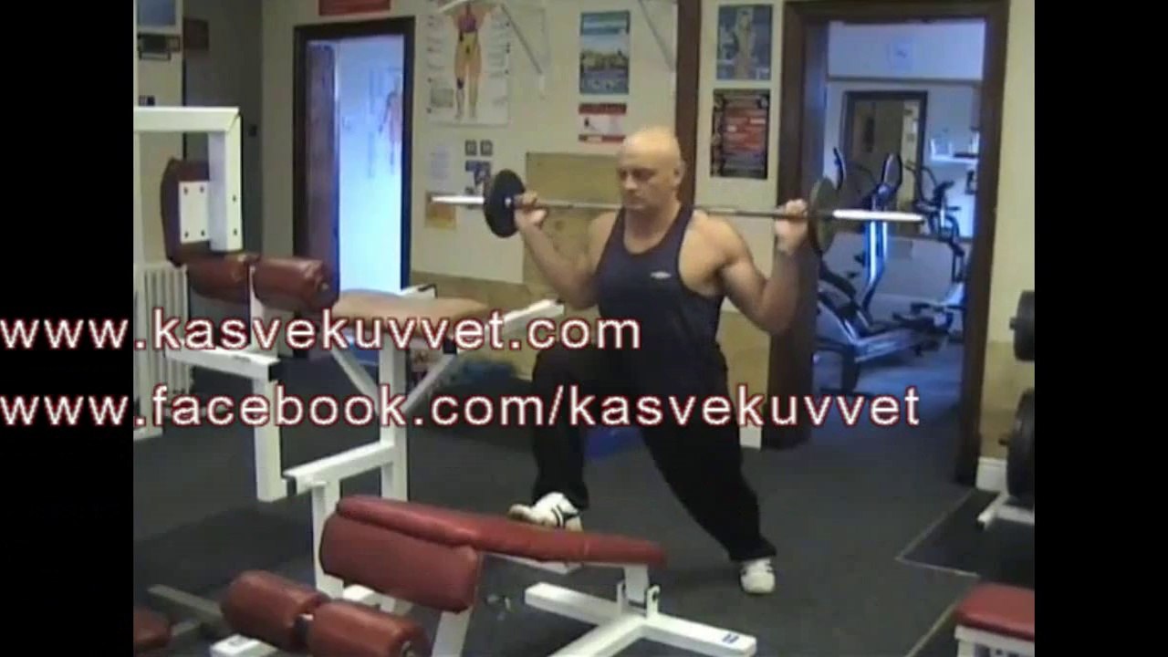 Decline Bench Barbell Lunge