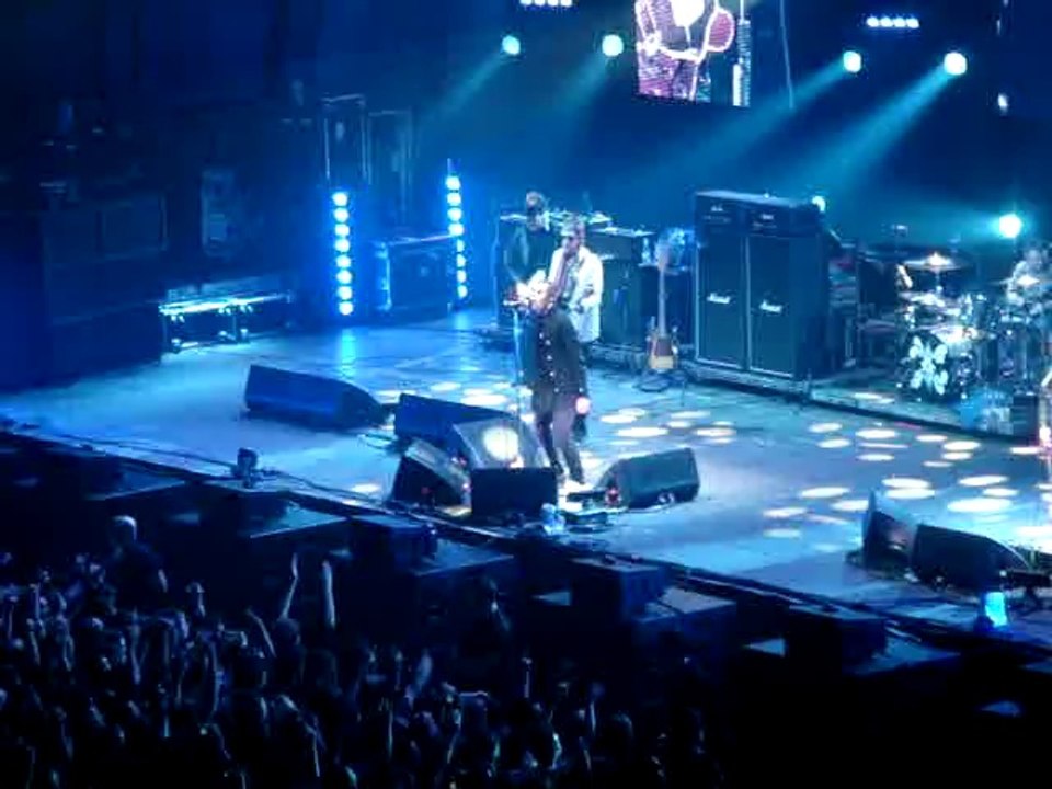 Oasis - Slide Away