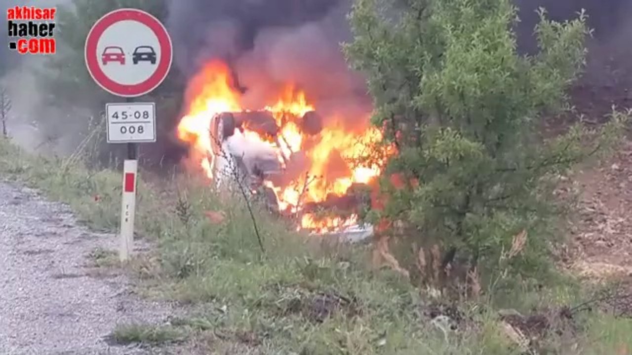 Akhisar-Gördes Arasında Feci Kaza