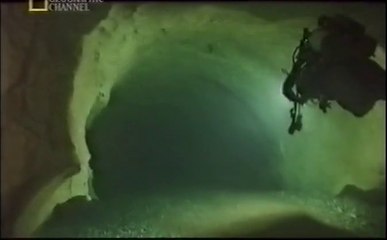 The Secret Underworld (Movile sulphur cave life, Romania) [National Geographic Adventures]