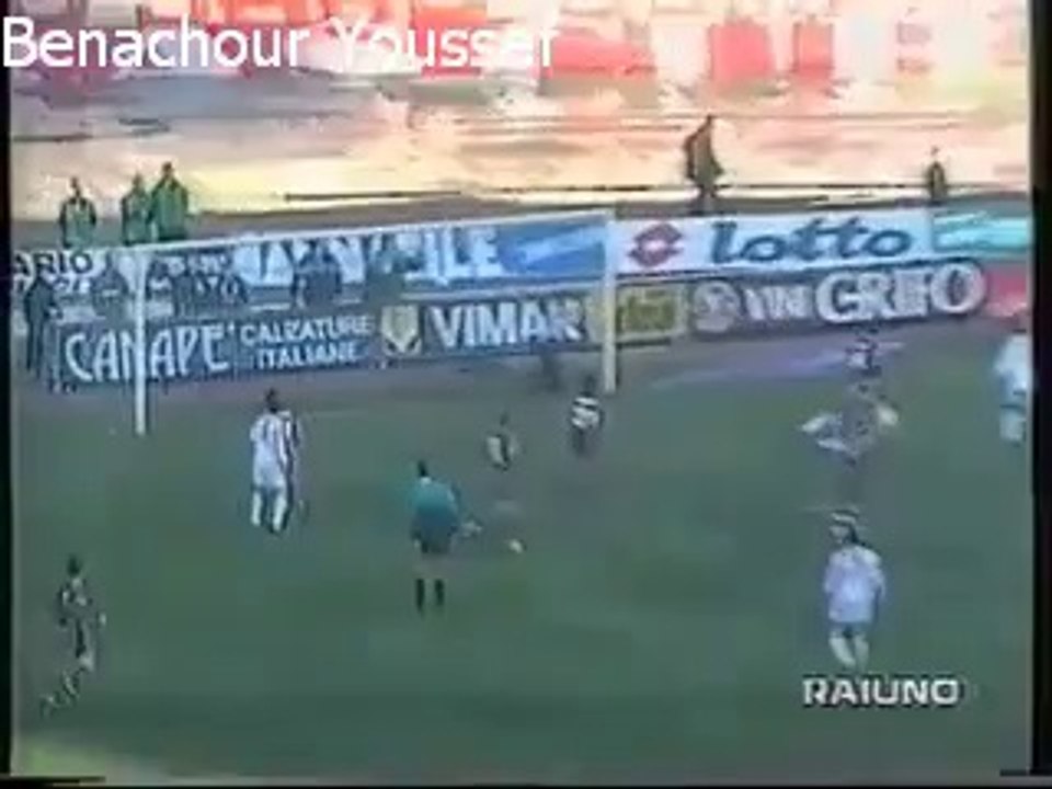 Rachid Neqrouz vs Perugia - Serie A - matchday 15 - 1999/2000