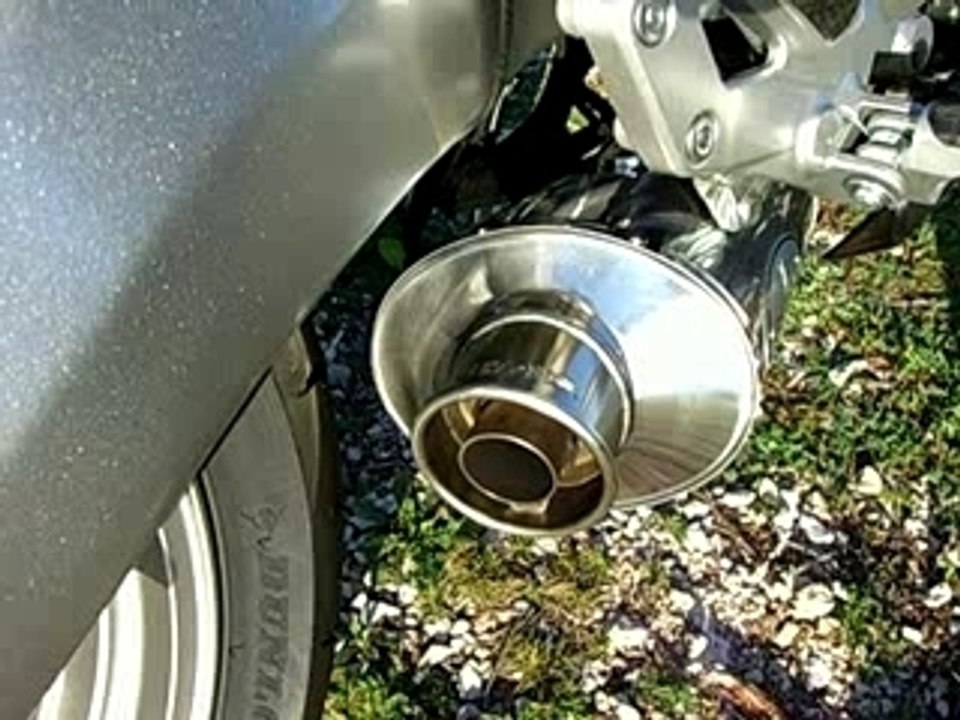 2ème vidéo Kawasaki Versys avec REMUS