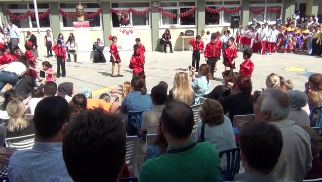 23 nisan da 2c sınıfı Tango Gösterisi