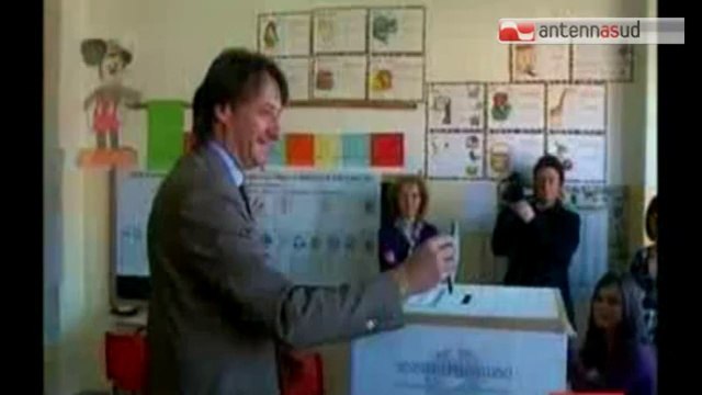 TG 22.04.14 In Puglia 64 Comuni alle urne per il rinnovo di sindaci e consigli comunali