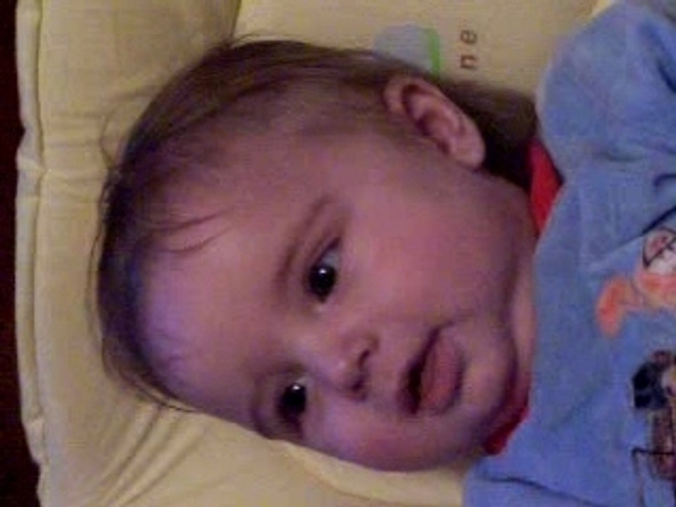 24-12-06 Kylian sourit à maman