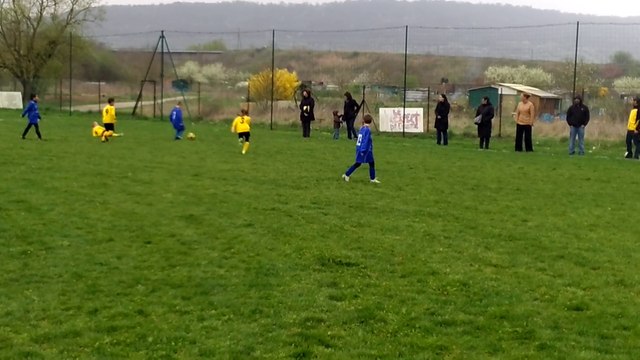 PLATEAU DEBUTANTS 01 04 2014