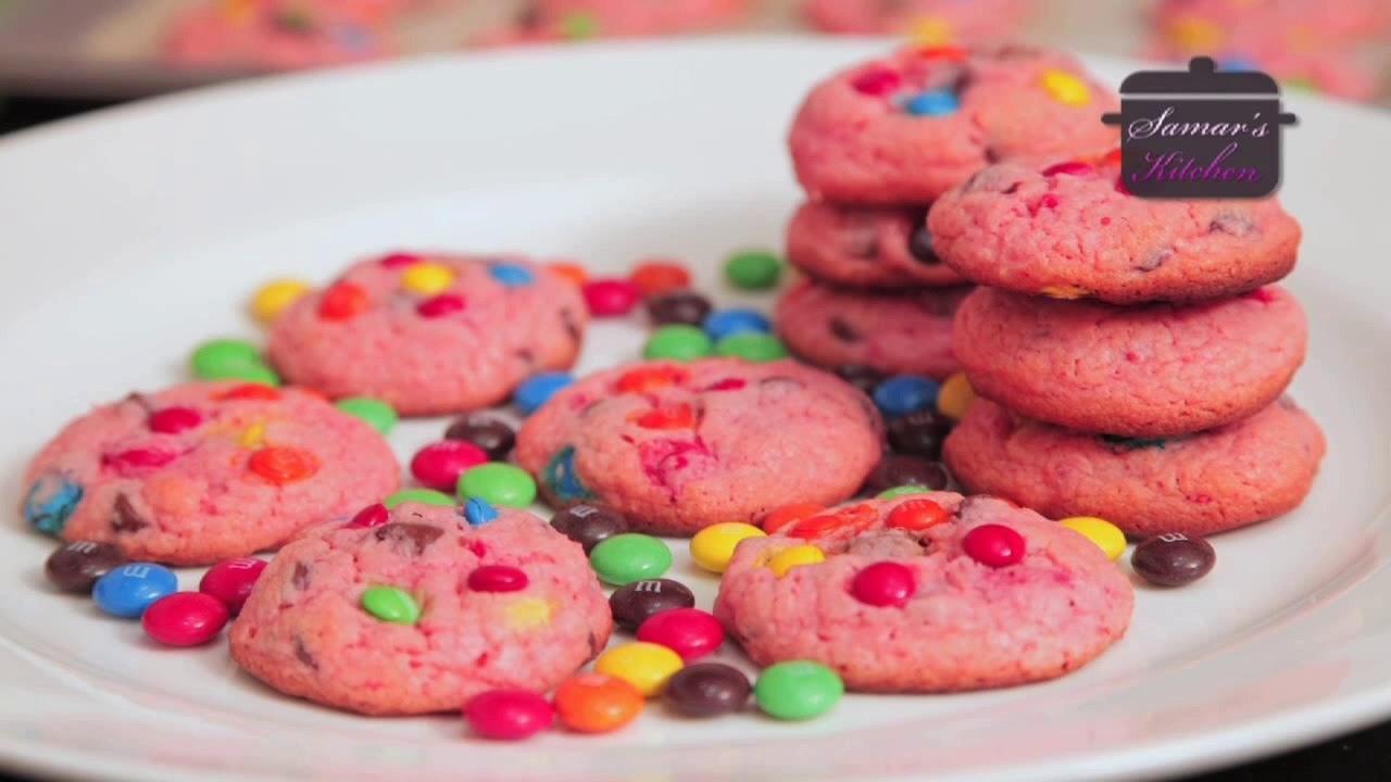 كوكيز الفراولة السحري من مطبخ سمر - Strawberry _ m_ms Cookie