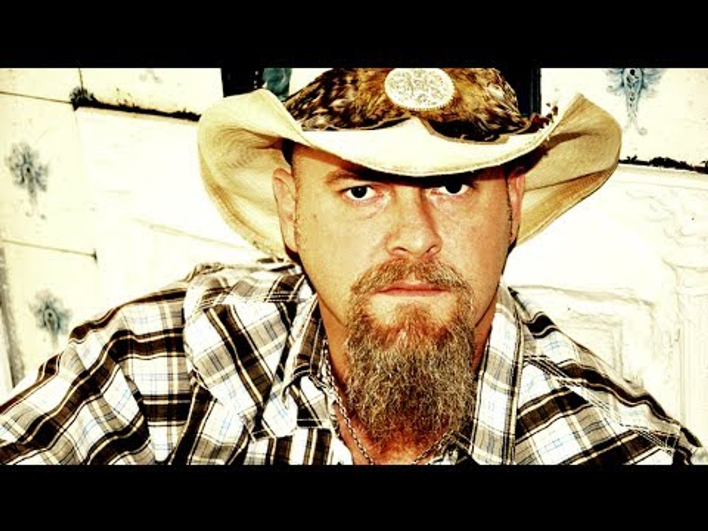 ⁣Outlaw country singer Wayne Mills shot and killed in Nashville bar