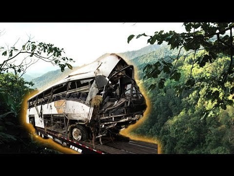 Bus crash in Thai mountains killed 21 and injured 18