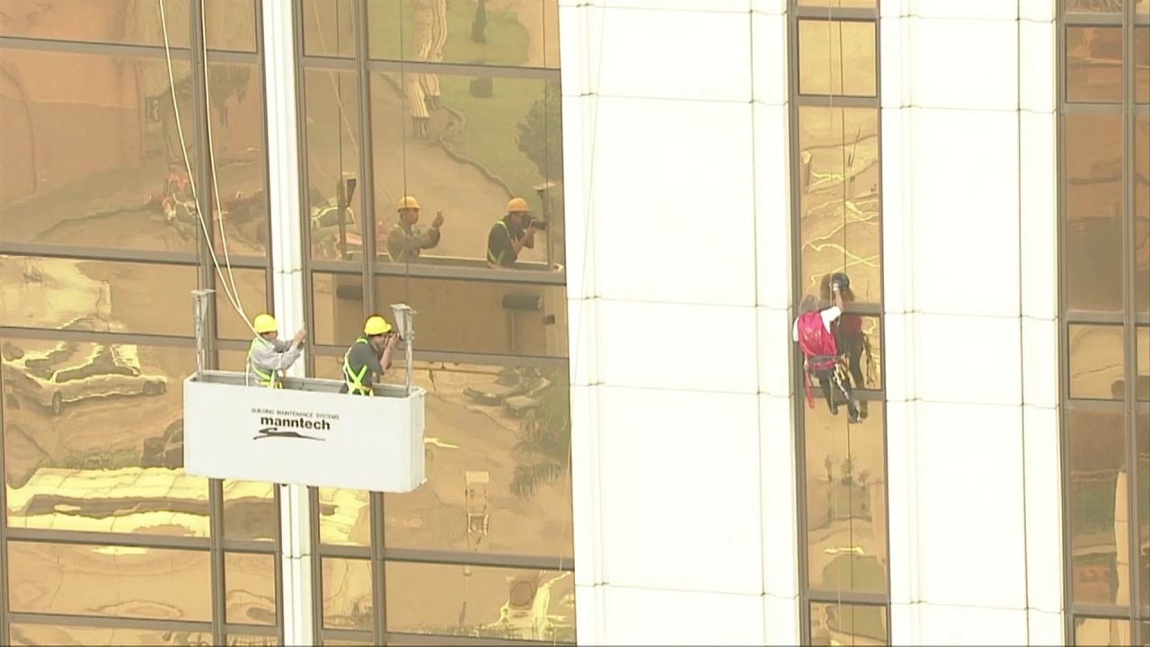 'French Spiderman' Alain Robert climbs Galaxy Macau tower