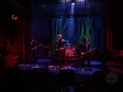 Queens Of The Stone Age - Little Sister