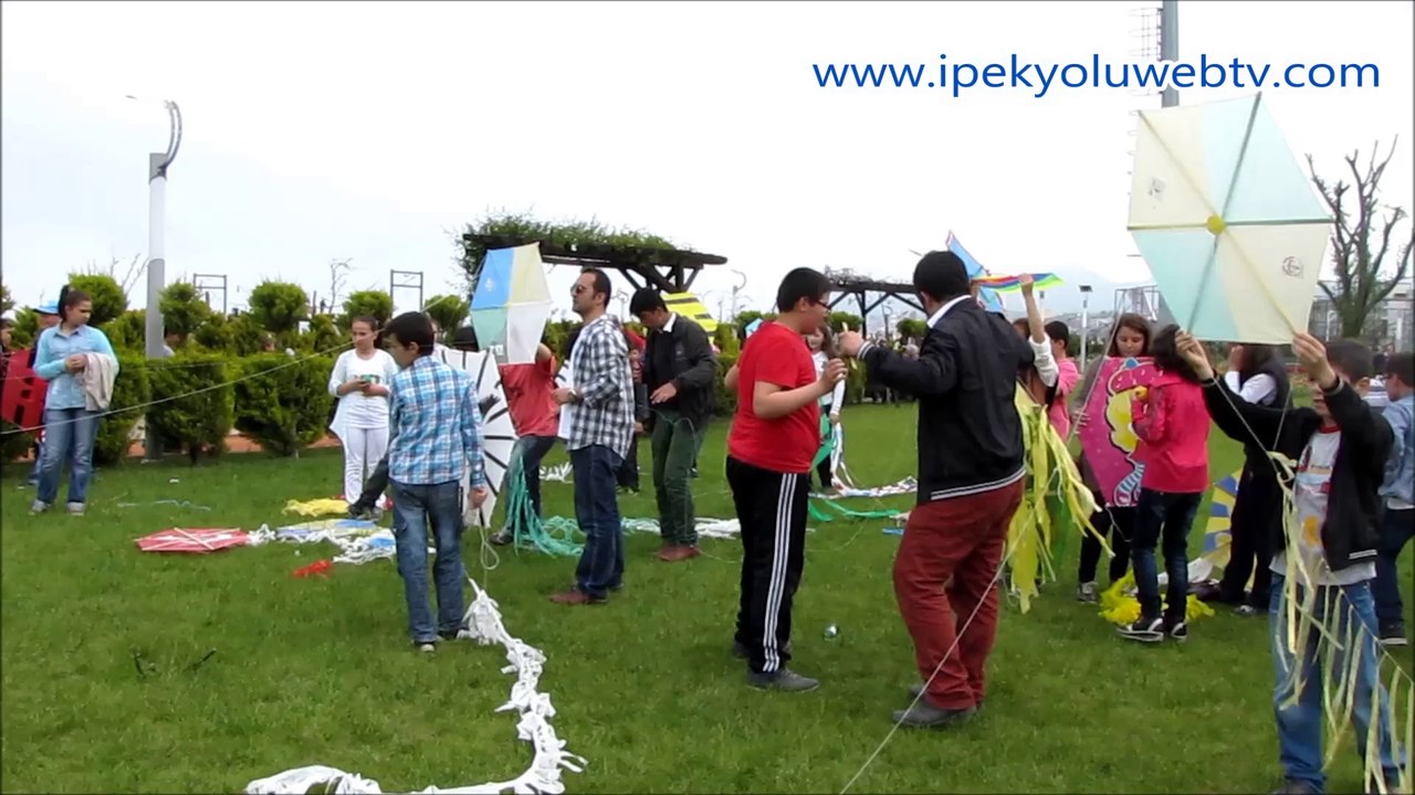 Fehmi Cerrahoğlu Ortaokulu öğrencileri hayallerini uçurdu