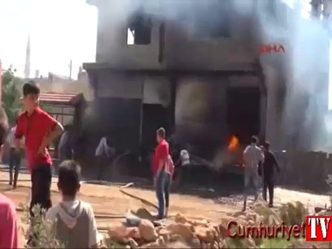 Hatay'ın Reyhanlı İlçesi'nde korkutan patlama