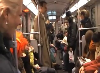 Gülmek bulaşıcıdır dedikleri bu olsa gerek..