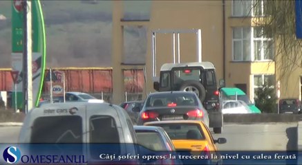 Soferii nu opresc la trecerea la calea ferata