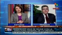 Elías Jaua explica en UNESCO que Venezuela desea vivir en paz