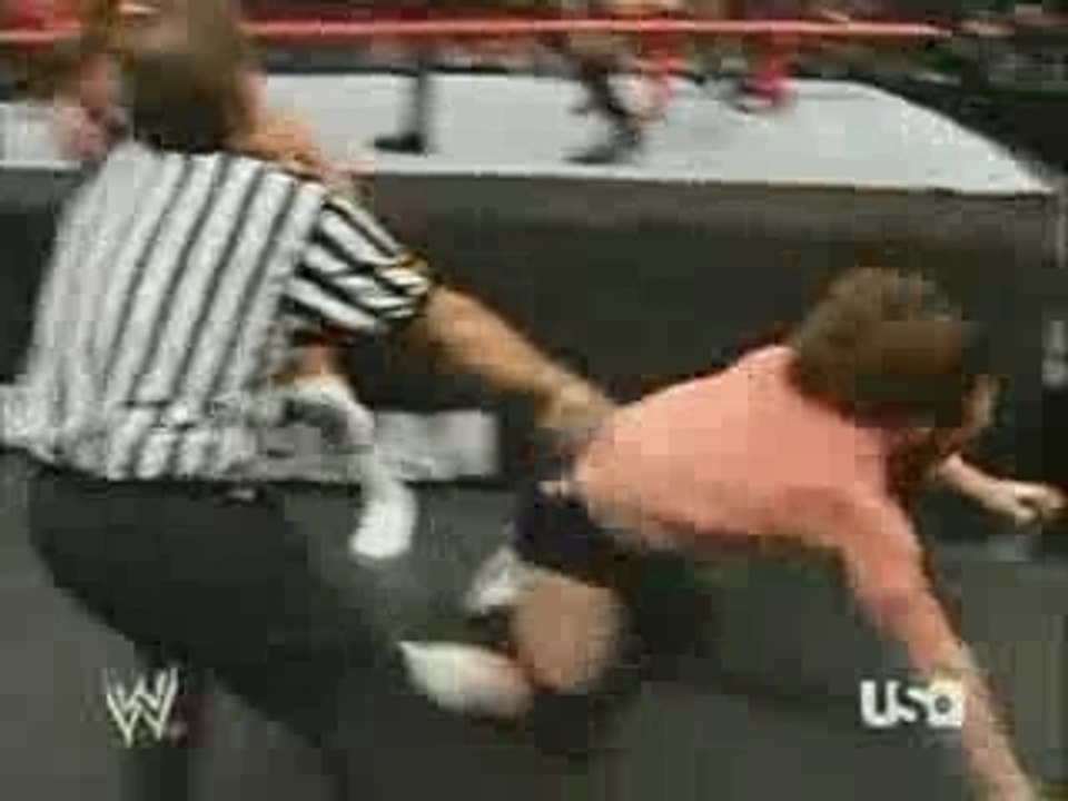 2005 10-17 Wwe Raw - Kane Returns