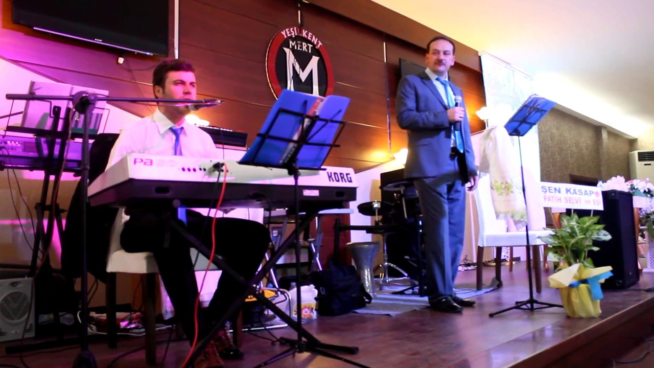 AĞLAYA AĞLAYA İLAHİ İHSAN MUHSİN KARDEŞLER