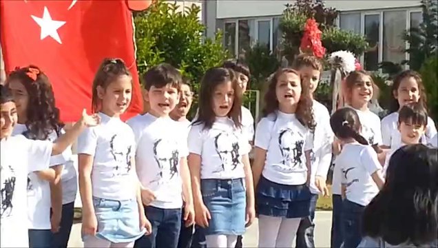 23 Nisan Martı Koleji - Oynaya oynaya gelin çocuklar