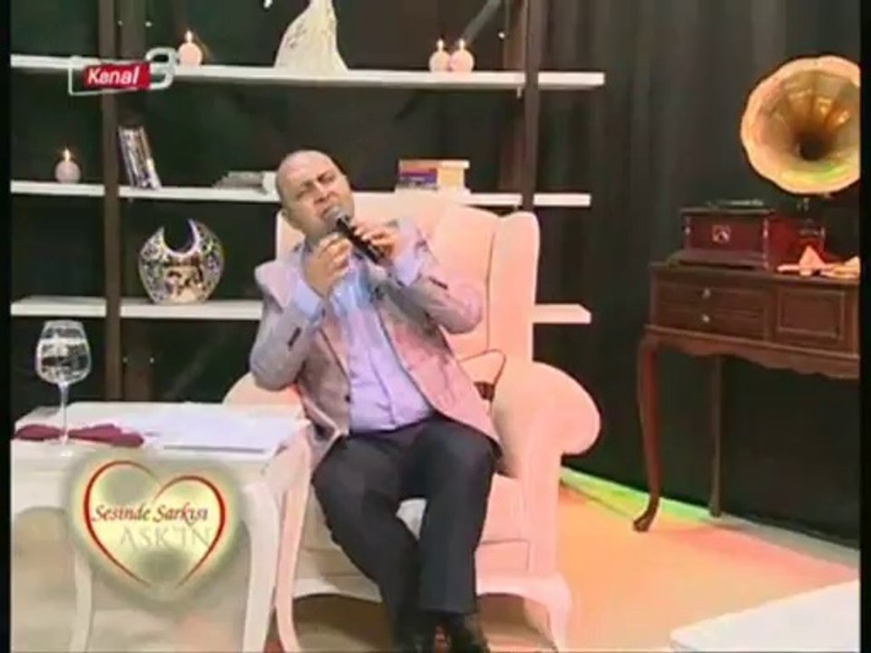 Burhan Kul - Aldattın Beni Seviyorum Diye