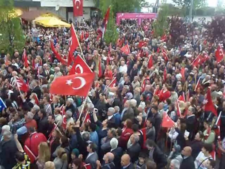 CHP'DEN 23 NİSAN MAŞELELİ BÜYÜK YÜRÜYÜŞ