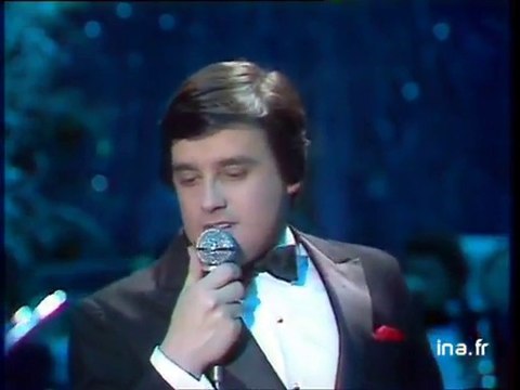 Thierry Le Luron imite Charles Aznavour - Archive INA