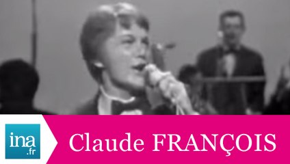 Claude François "J'attendrai" (live officiel) - Archive INA