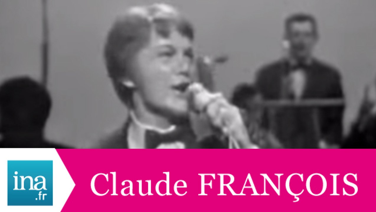 Claude François "J'attendrai" (live officiel) - Archive INA