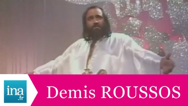 Demis Roussos Mourir auprès de mon amour (live officiel) - Archive INA