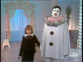 Jacques Martin "Pauvre artiste" (live officiel) - Archive INA