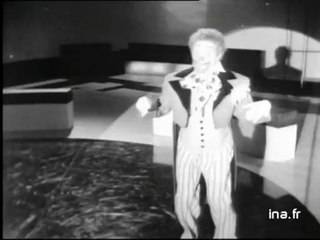 Jean-Pierre Cassel "Ou la la la la"