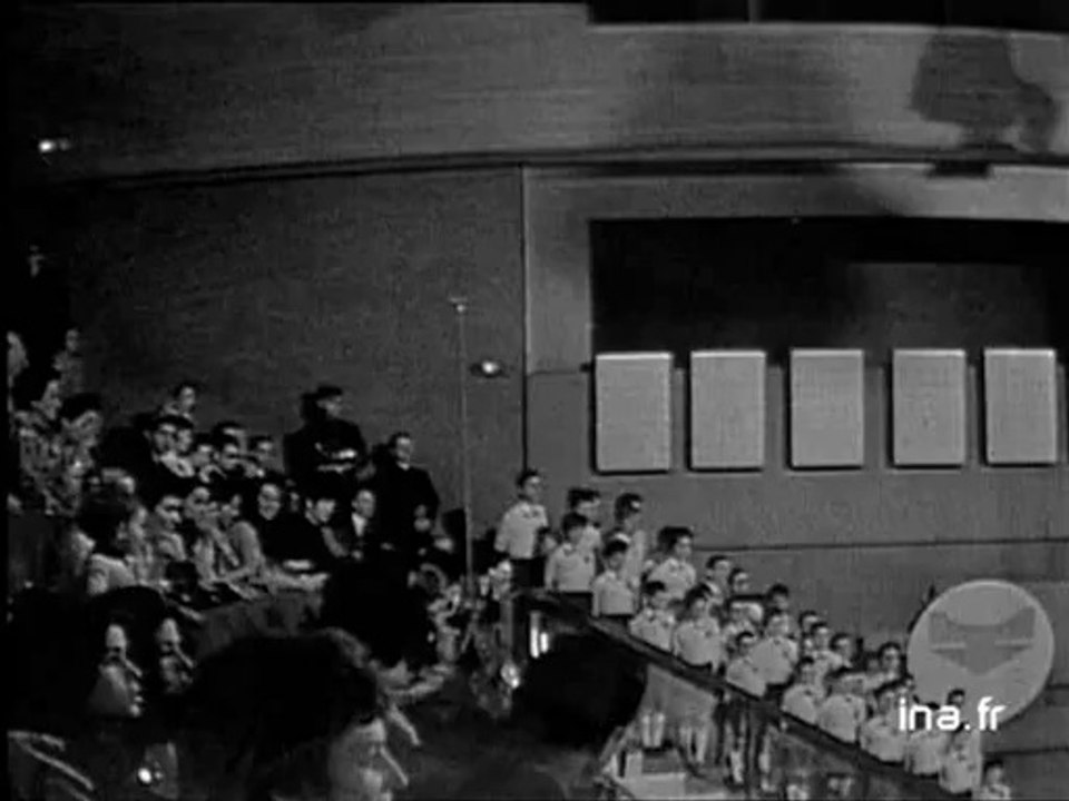 Les petits chanteurs d'Aix en Provence "Tzeinerlin"