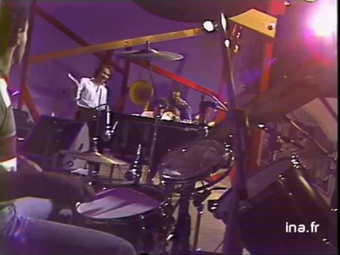 Michel Fugain Blues blanc pour un crayon noir