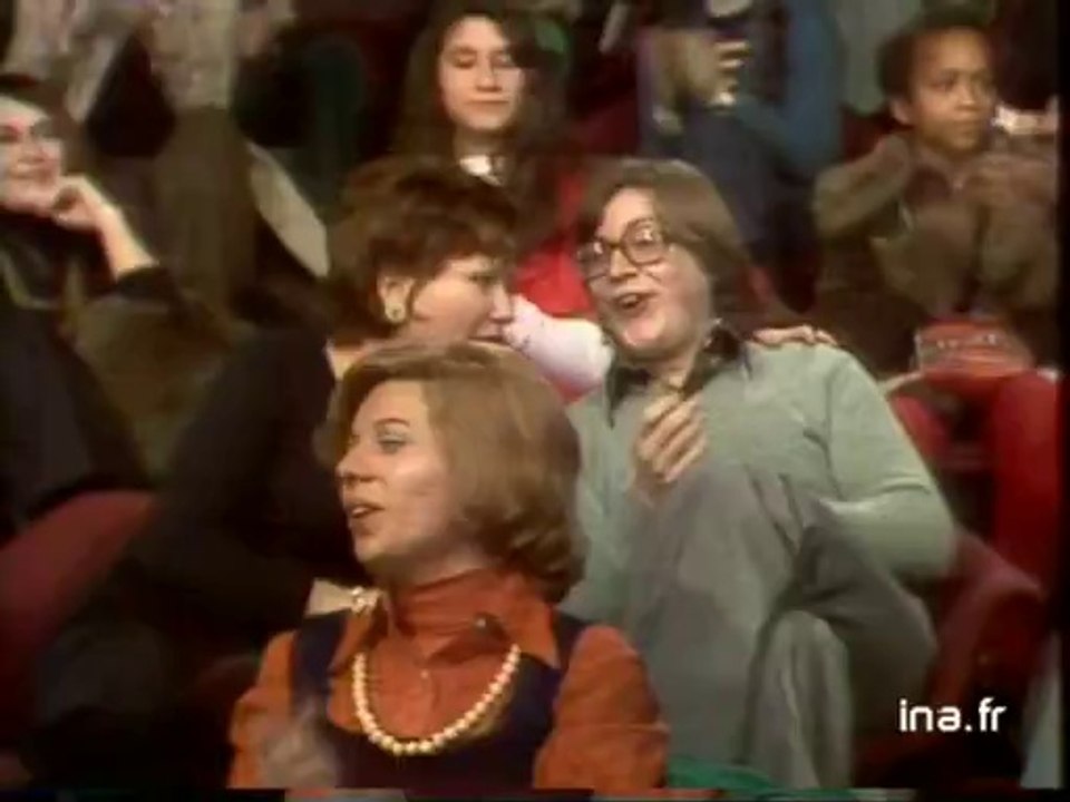 Rika Zaraï "Sans chemise et sans pantalon "