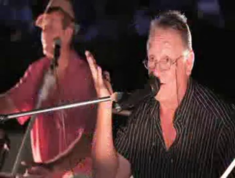 je presume  en live au bistrot  des pecheurs a st gilles ile de la reunion