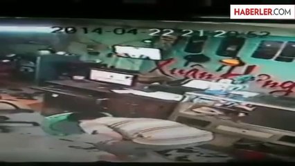 Telefonunu Şarj Eden Gence Elektrik Çarptı