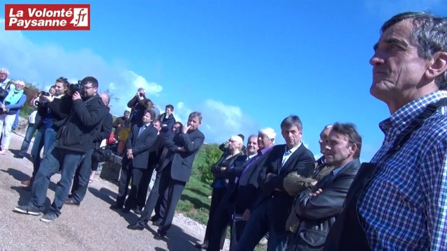 Viaduc de Millau : le Veau d'Aveyron attend les visiteurs
