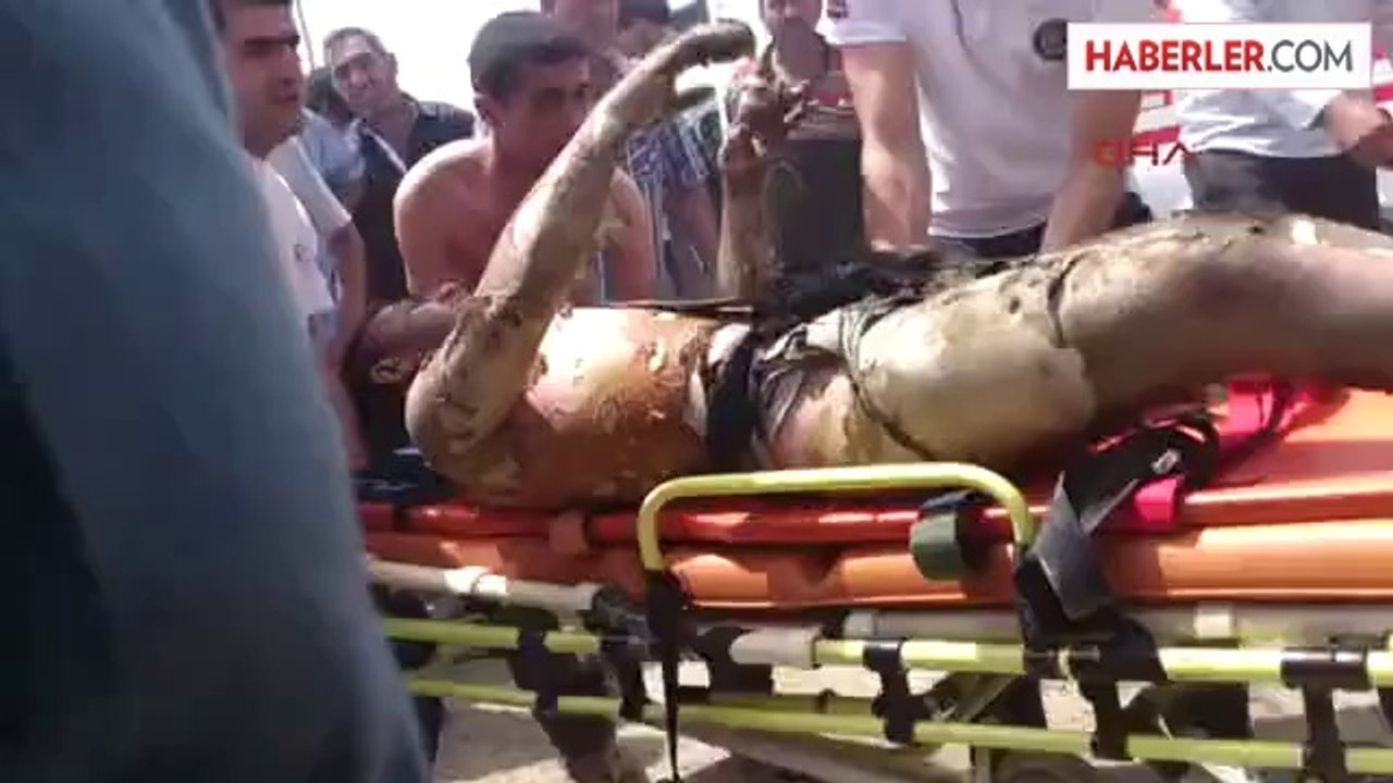 Cep Telefonu Şarj Cihazı Kısa Devre Yaptı, Tır ile Sürücüsü Yandı