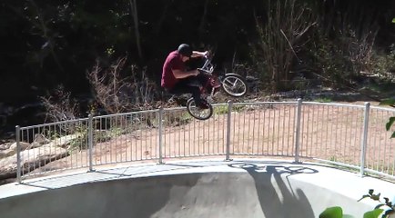 Awesome Austin perspectives with Van Homan - Skateboarding