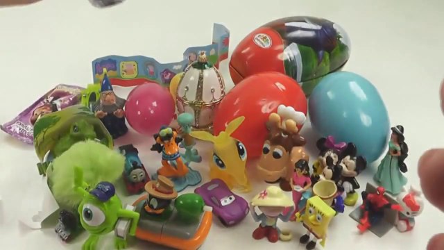 18 Kinder Surprise Eggs, Minnie Mouse, Masa i Medved, Peppa Pig, Mickey Mouse