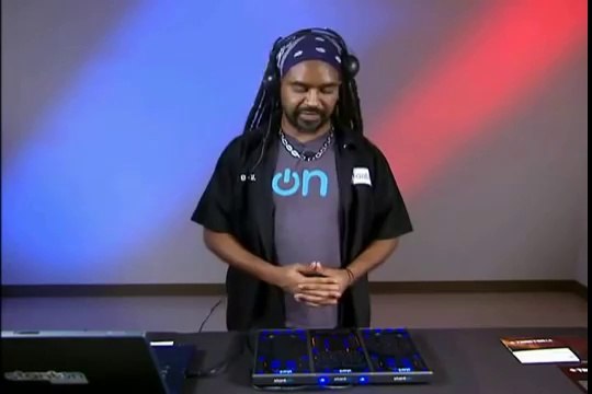 Stanton - SCS.3 Controller Package Tanıtım Videosu