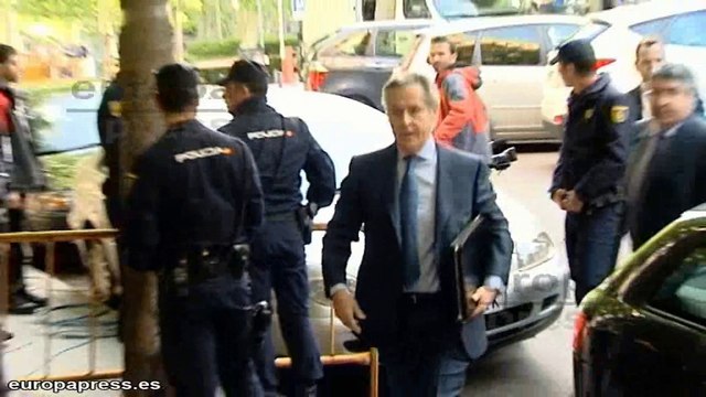 El juez Elpidio Silva logra retrasar su jucio