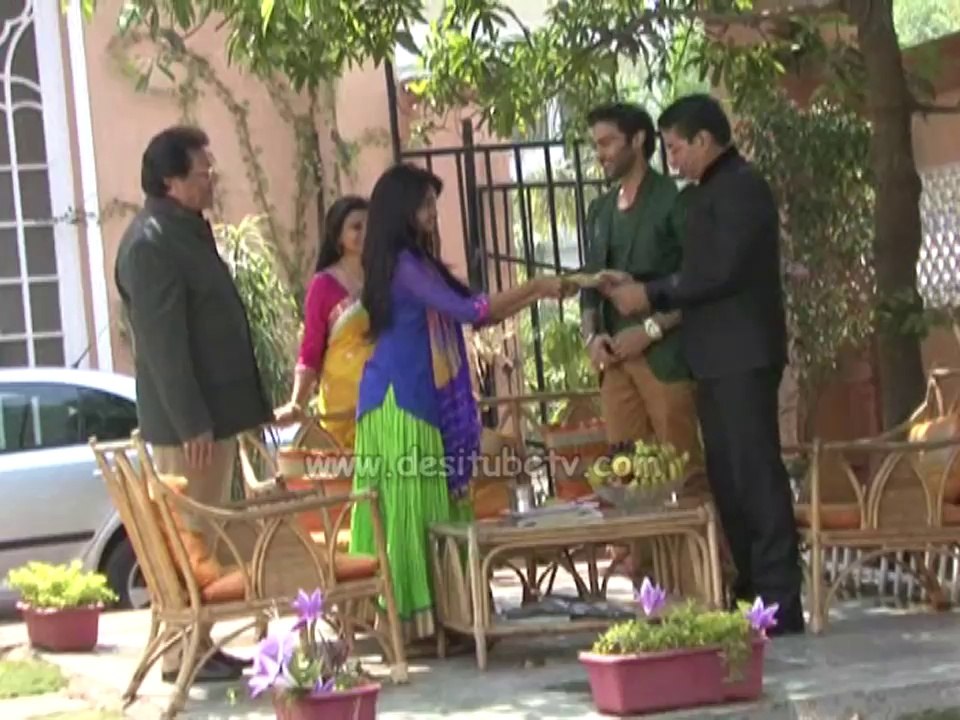 On location of serial Aur Pyaar Ho Gaya (23TH APRIL)