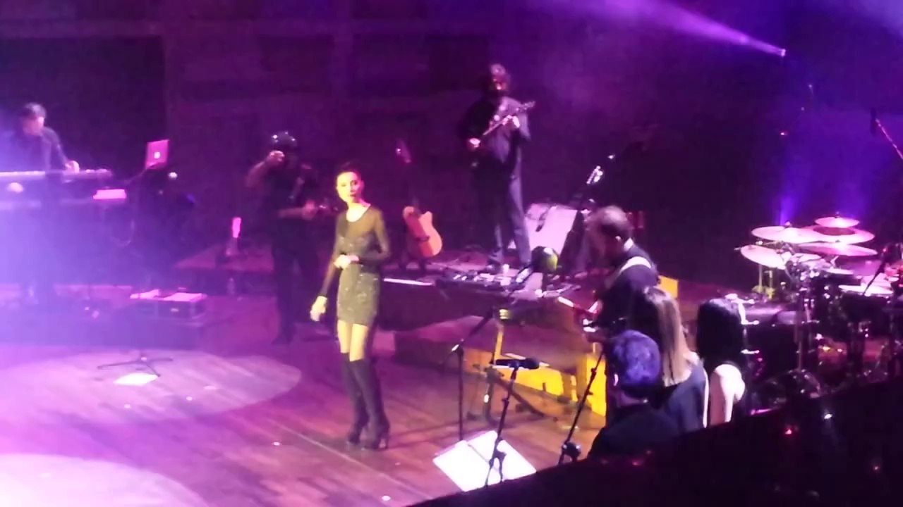 Sila - Yara Bende_imkansız (02-03-2014, Rotterdam)